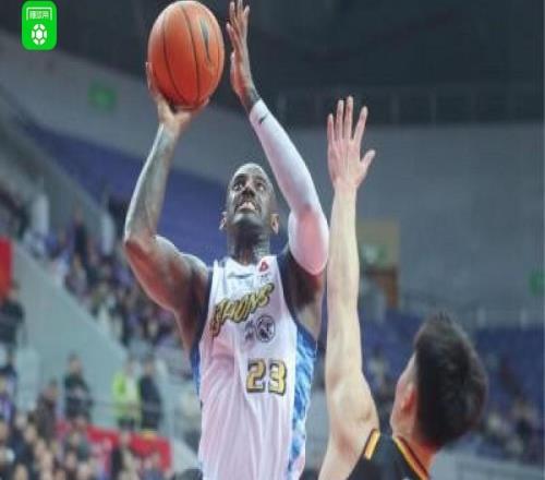 广厦8881加时力克江苏，塔克31分准三双，胡金秋16+11