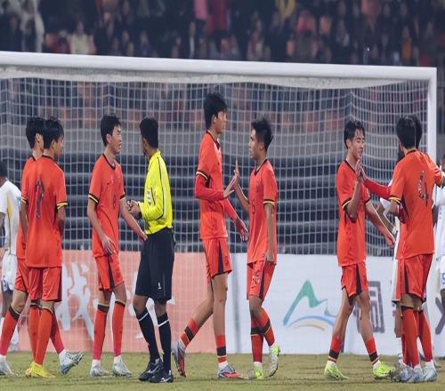 李昊落选国足后首次在社媒发声，球迷都纷纷点赞送支持，引发热议