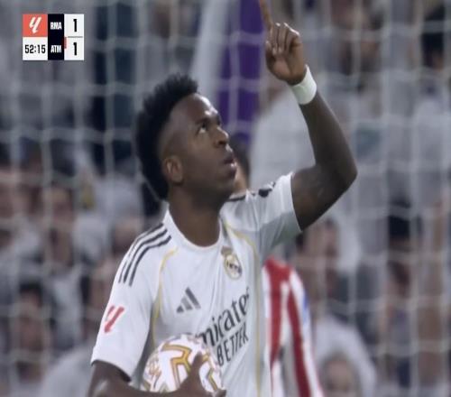 点球破门，维尼修斯第13次西甲对阵马竞首次取得进球