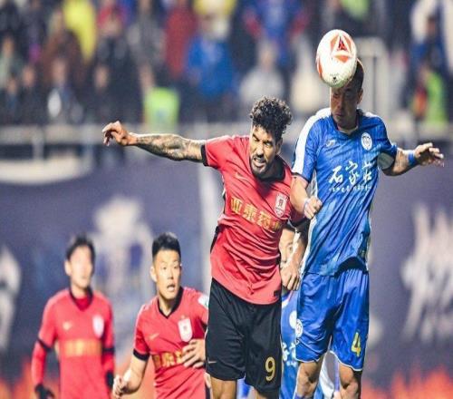 石家庄功夫主场力克长春亚泰