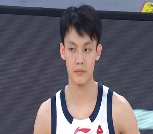 广东宏远今日早报！杜锋深夜发声，徐杰遭打压，徐昕又大爆发