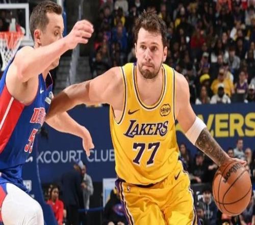 东契奇单赛季得分2000+！湖人队史第七人