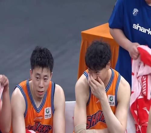 这下有救了！威姆斯有望加盟广东队，这可是新主帅的首选