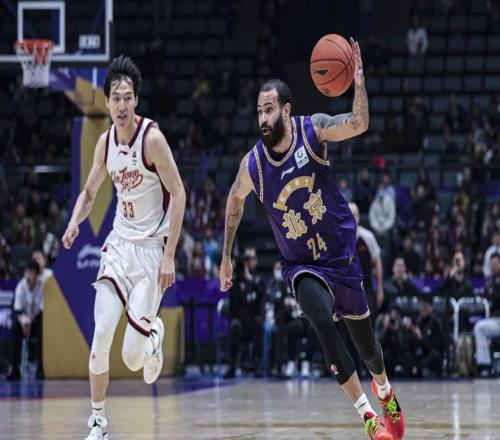 赛场直击丨三军用命北控男篮加时逆转取胜