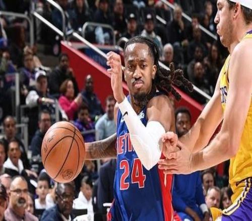 詹金斯30分生涯新高詹姆斯半场0分活塞主场终结湖人9连胜