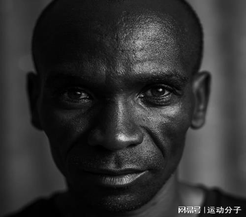 盘点整个职业生涯，埃鲁德·基普乔格穿过的跑鞋