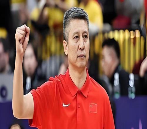 CBA名记痛批郭士强！太迷恋1人+战术错误，是输球的关键原因