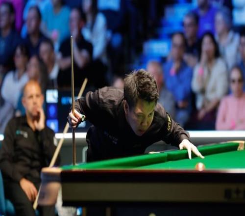 斯诺克英格兰赛：周跃龙4-2晋级，特鲁姆普3-4出局