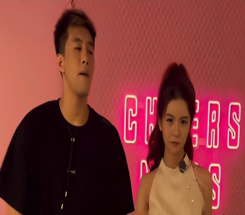 郭艾伦下午4点18自宣！11月13日空降京城,再次尝试脱口秀值得期待