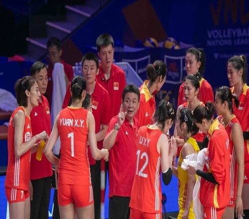 中国女排只需在与波兰&土耳其的比赛拿下两局，即可晋级总决赛