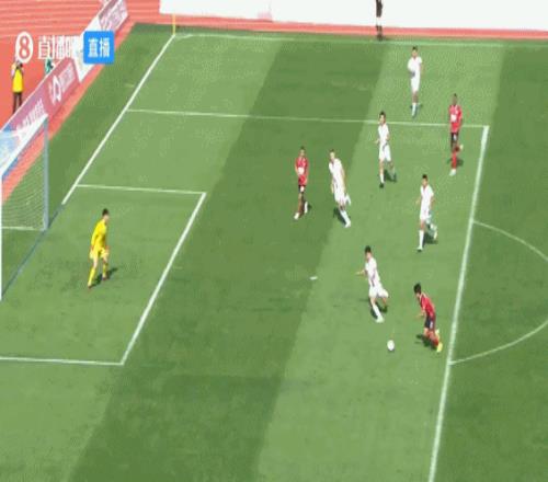 足协官方：广州vs延边第9分钟点球属于误判，延边球员明显假摔