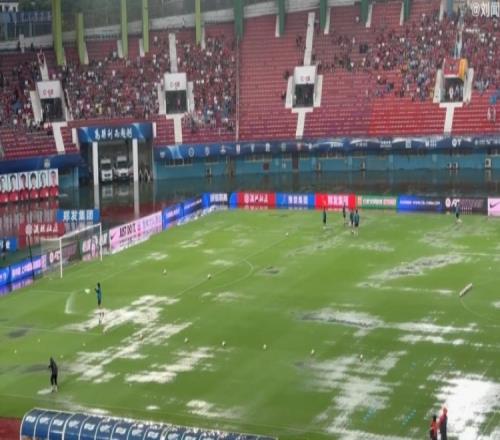 真航海记者：河南vs海港推迟30分钟开球，但也难有理想比赛条件