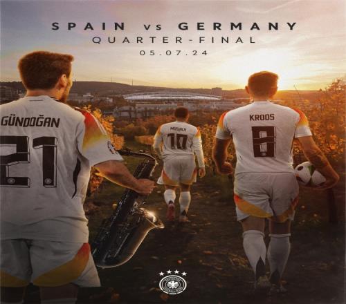 德国队赛前海报：穆西亚拉、克罗斯、京多安背影出镜