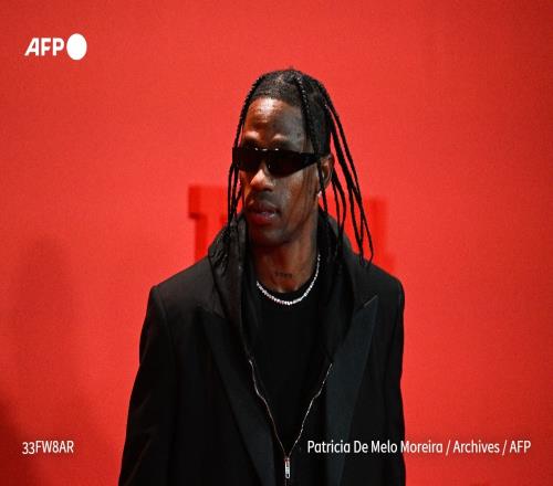 刚看完美国男篮法新社：美国说唱歌手TravisScott在巴黎被捕