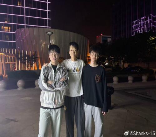 Shanks看beishang复出：志鹏在黑暗中前行的日子，让我动容