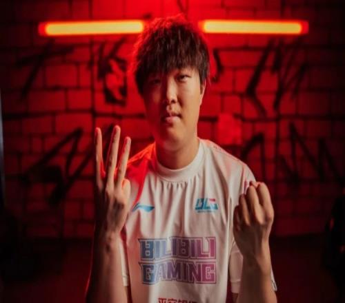 韩网热议Bin采访：越看越觉得Bin是披着男子汉外衣的娘们
