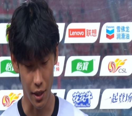 李新翔：主帅在定位球方面做出了特别部署，客场拿下3分不容易