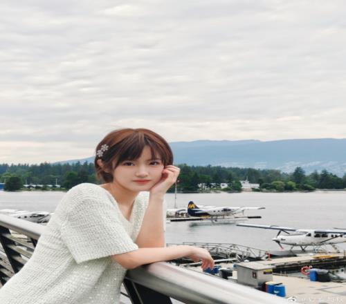 主持夏安晒照：温哥华gai溜子堂堂来袭