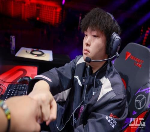 BLG发布战胜GAM返图：拿下首场胜利养精蓄锐备战明天的比赛！