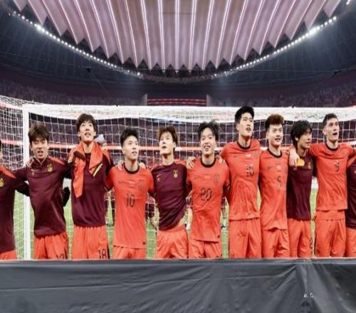 中足联提议将五大联赛留洋名额与外援挂钩：堪比和尚理发不要钱