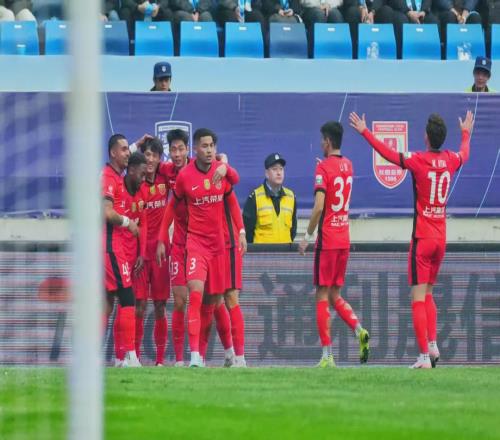 上海海港、上海申花包揽2025赛季中超联赛冠亚军！
