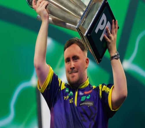 18岁的他卫冕成功 夺冠奖金100万英镑