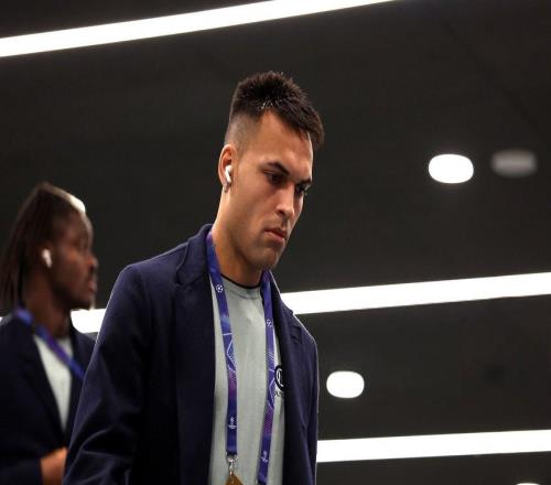 劳塔罗国米生涯欧冠62次出场并列队史第二，仅次于萨内蒂