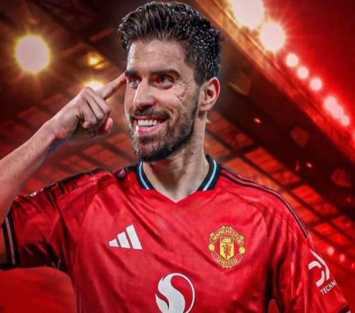 曼联冬窗1500万可签大内维斯！内部已讨论，另有两候选但价格更高