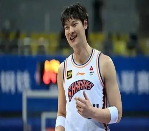 CBA转会正式结束！实力前3排行榜出炉，辽粤连前5都没进去