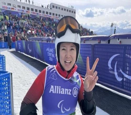 踏雪争锋，中国残奥运动员驰骋托法纳高山滑雪中心！｜米兰冬残奥会特别报道