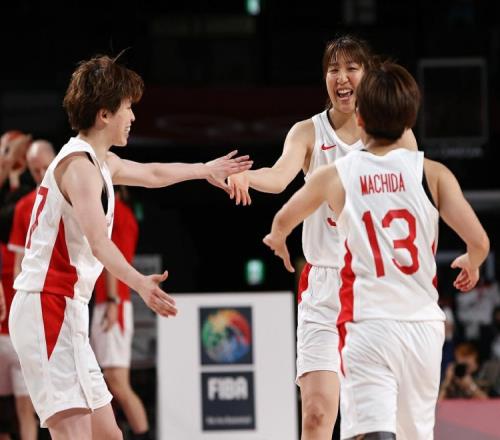 FIBA官网：日本女篮“跑轰”制胜新教练&新体系志在金牌