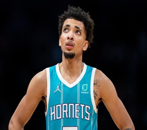 小杨夏联队友啥水平5人有过NBA经历21年11号秀伯克奈特在列