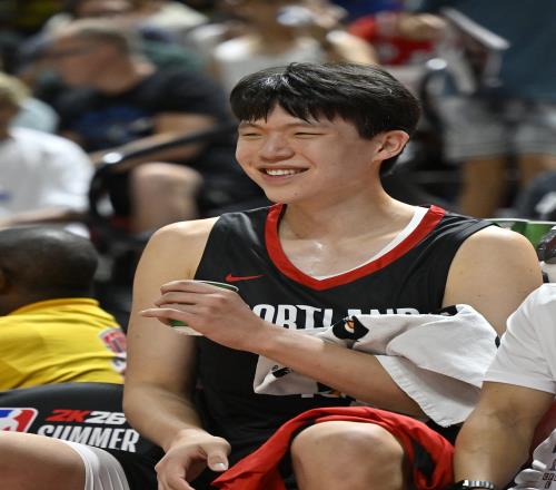 满分10分给杨瀚森的夏联首秀半场打几分