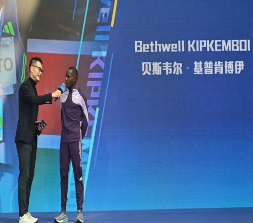 十年能打磨出一场怎样的大众赛事？上海半马即将鸣枪给出答案