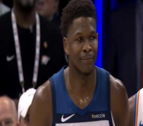 华子26分森林狼战胜雷霆，亚历山大35分雷霆被打中七寸