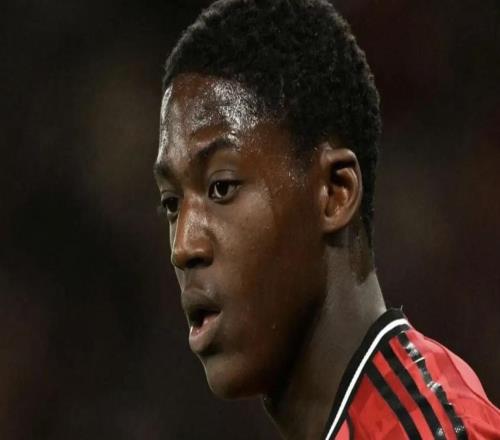 TA：梅努倾向于外租去海外踢球曼联预计在非洲杯后做决定