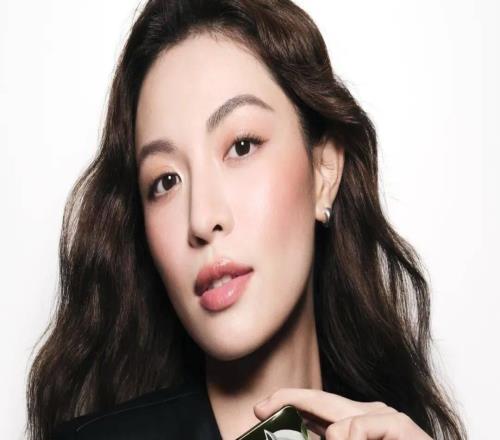 潮讯 | FILA与国家队同赴2026冰雪盛会，PGI力促铂金首饰消费升级，徐福记新年糖花车“巡沪”，HOURGLASS发布主题纪录片