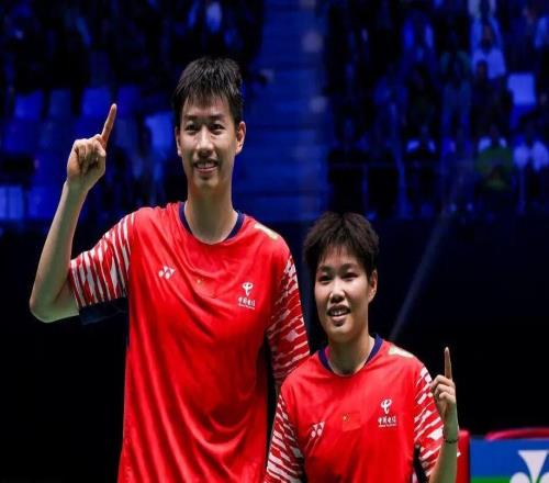 世界羽联年度最佳提名：国羽三位单打三对双打入围