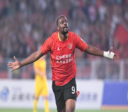 1队3冠！辽宁铁人联赛夺冠，球员包揽射手王+助攻王，双破记录