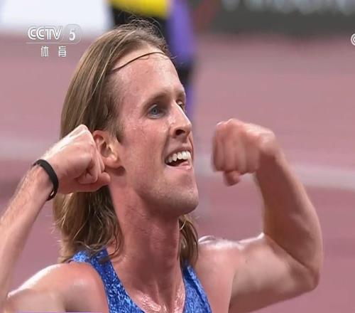 世锦赛男子5000米：科尔-霍克12分58秒30夺冠，英格布里格森第10