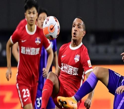 没有奇迹！梅州客家正式降级：曾是中超励志典范，如今堕入深渊