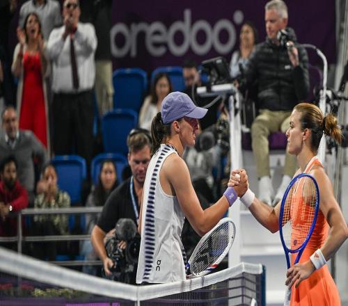 争议球引发口水战！斯瓦泰克强调不清楚，萨卡里反驳说能觉察到