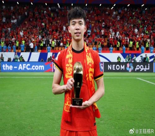 中超最新身价：王钰栋领衔，三国脚破百万