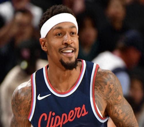 快船消息：比尔强势复出，布朗离队在即，战鹈鹕出场更新