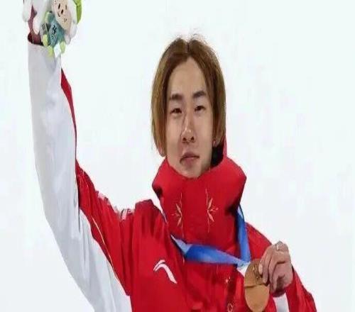 苏翊鸣，开心享受你的奥运会！ | 新京报快评