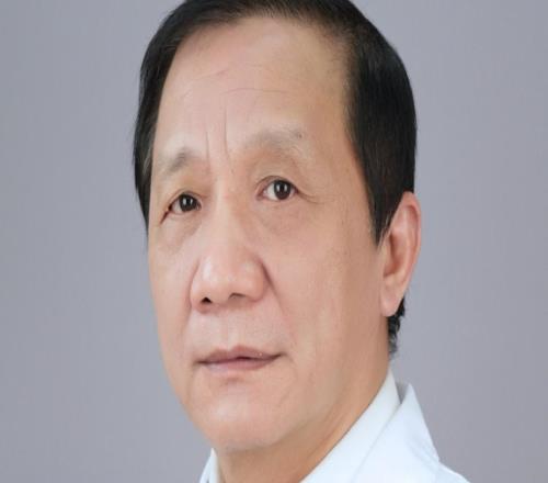 马拉松健将患巨大脑肿瘤 多学科联手精准拆除后重燃奔跑希望