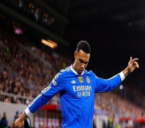 皇马对阵赫罗纳分析，欧冠姆巴佩大四喜，主帅变阵或重启连胜