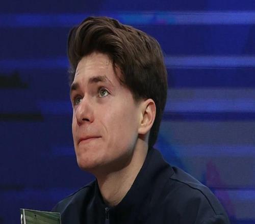 冬奥会最忙的男人！同时给13个国家16名选手当教练！然而，他有个最特别的“孩子”