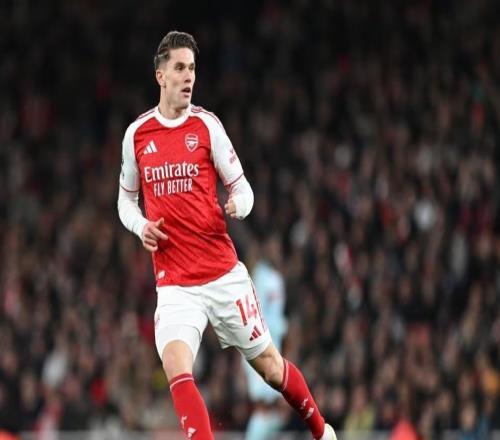 萨卡神仙球+造乌龙绝杀！阿森纳21狼队，5分领跑静待曼城翻车