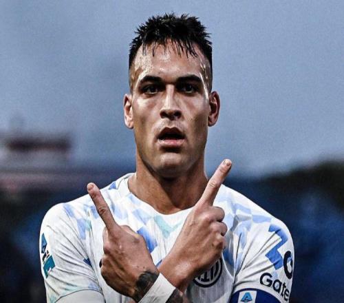 10，11！足坛一夜综述！2大联赛榜首易主，米兰登顶，皇马爆冷